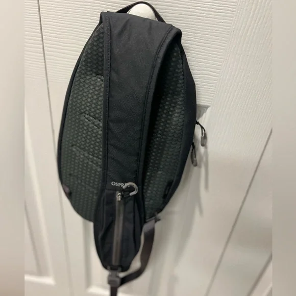 Osprey daylire sling bag - Picture 3 of 3